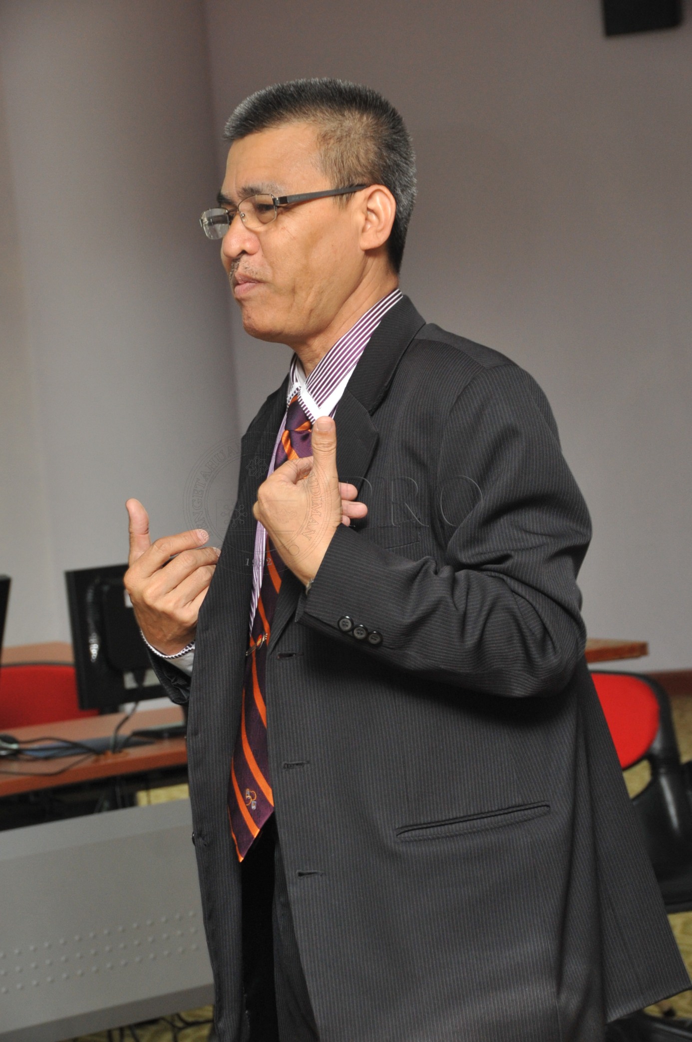 PRO 13 01 pelan PRO 6415